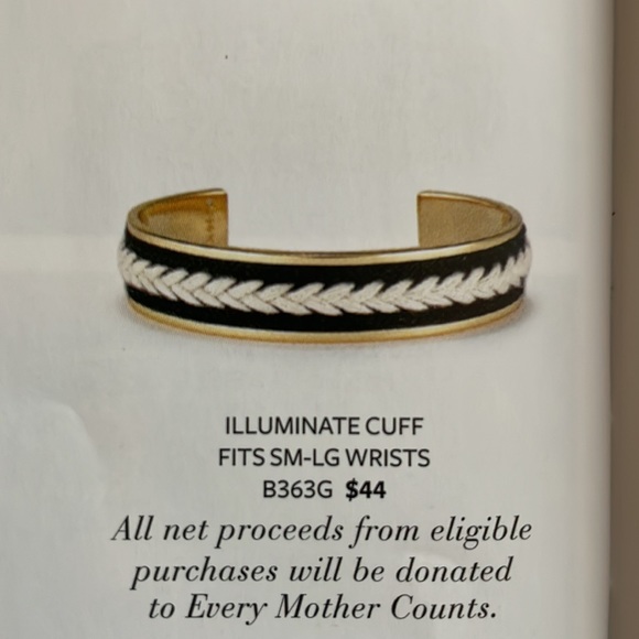 Stella & Dot Illuminate Cuff - Picture 2 of 2